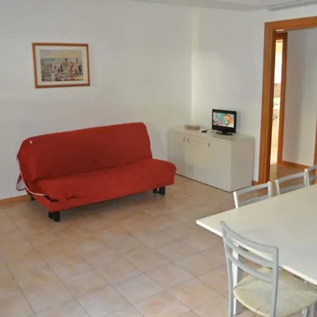 Large With Three Bedroom In * بيبيوني